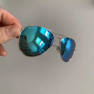 DIFF Eyewear Cruz Sunglasses